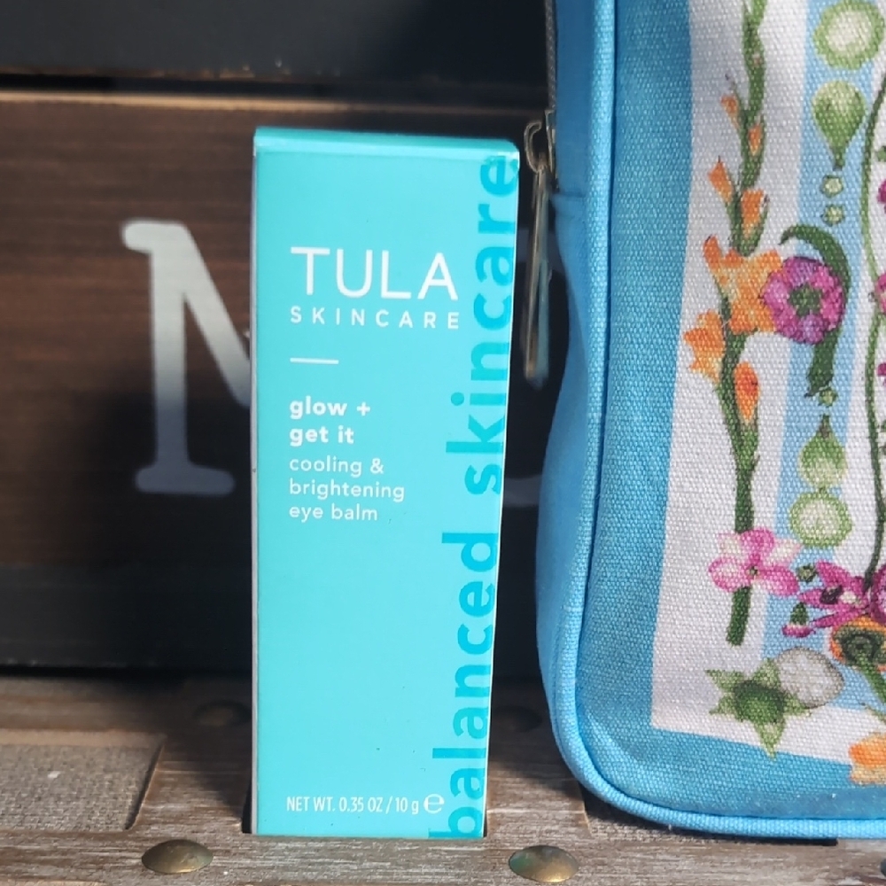 Estee Lauder Floral Makeup Case & Tula Cooling Eye Balm Set - Picture 5 of 8